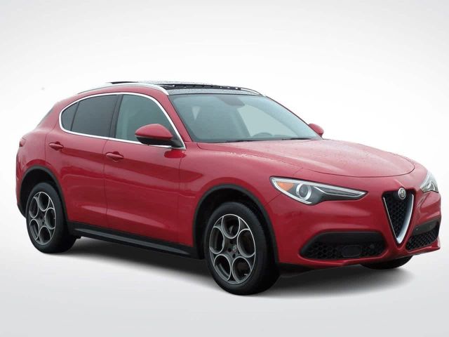 2019 Alfa Romeo Stelvio Base