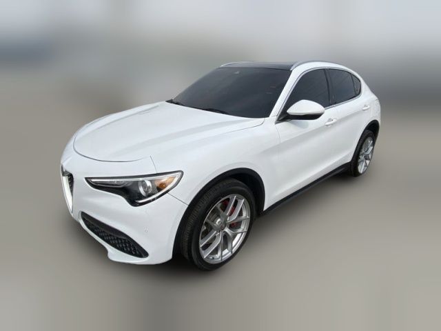 2019 Alfa Romeo Stelvio Base