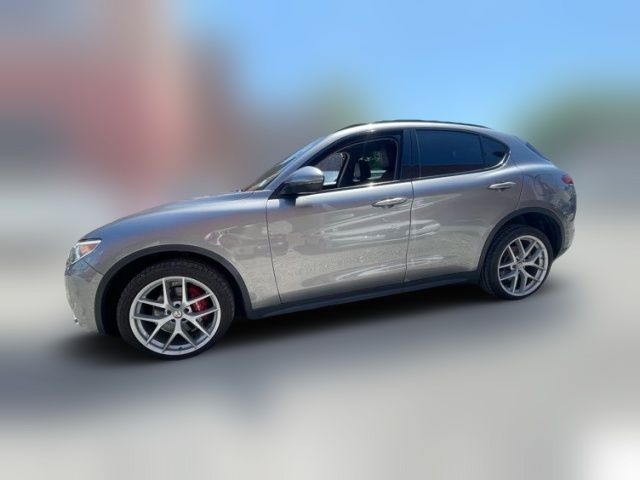 2019 Alfa Romeo Stelvio Sport