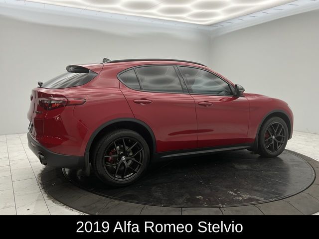 2019 Alfa Romeo Stelvio Sport