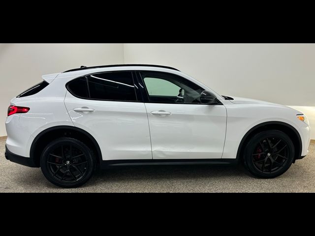 2019 Alfa Romeo Stelvio Base