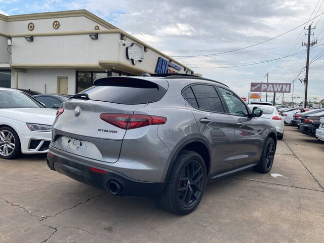 2019 Alfa Romeo Stelvio Base