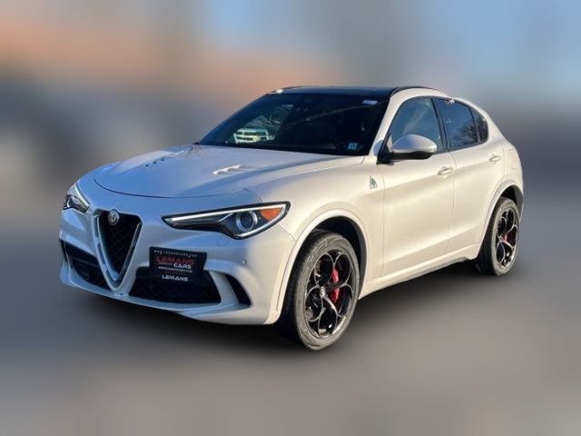 2019 Alfa Romeo Stelvio Quadrifoglio