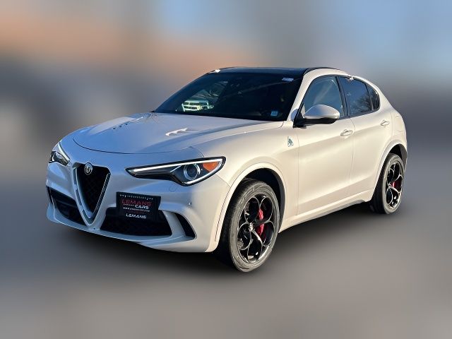 2019 Alfa Romeo Stelvio Quadrifoglio