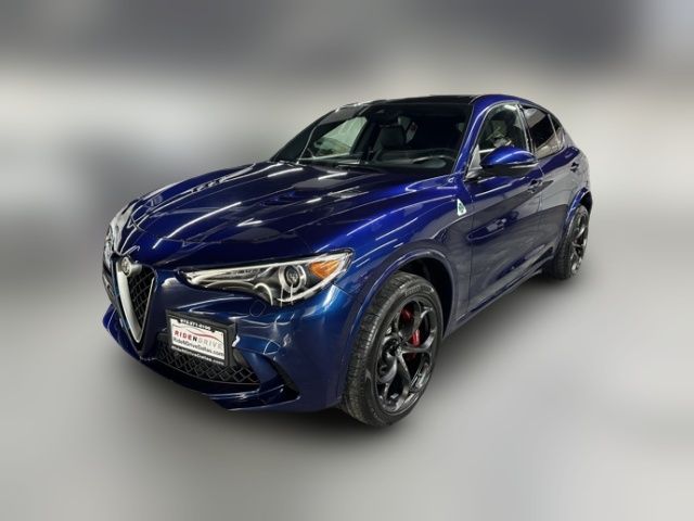 2019 Alfa Romeo Stelvio Quadrifoglio