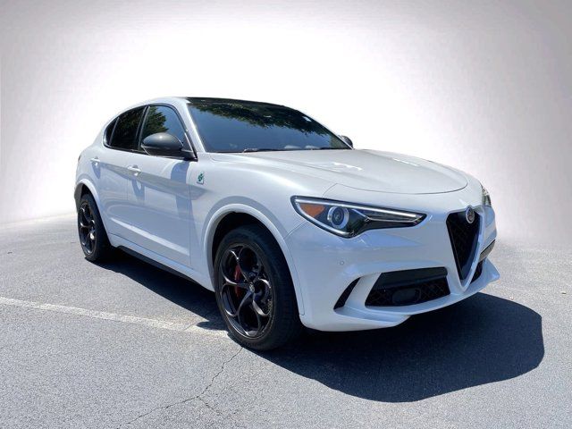 2019 Alfa Romeo Stelvio Quadrifoglio