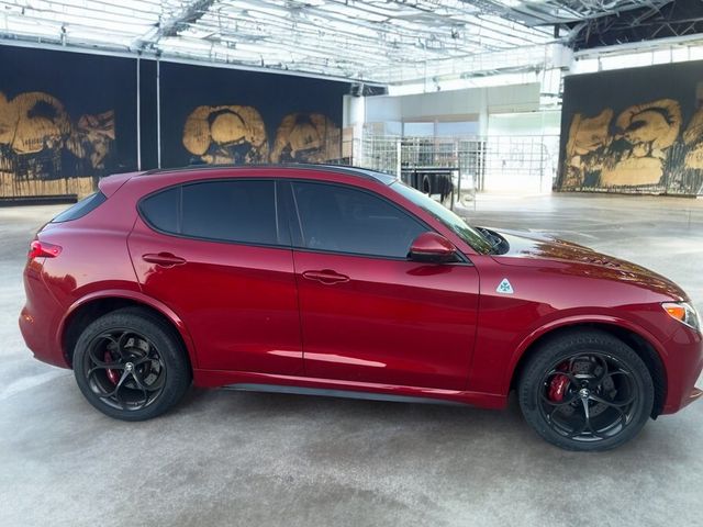 2019 Alfa Romeo Stelvio Quadrifoglio