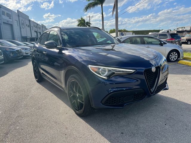 2019 Alfa Romeo Stelvio Base