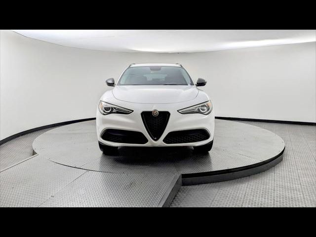 2019 Alfa Romeo Stelvio Base