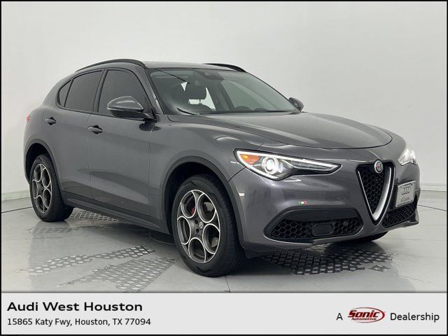 2019 Alfa Romeo Stelvio Sport