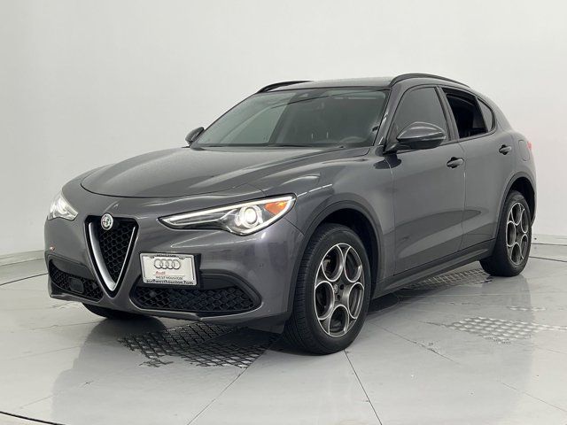 2019 Alfa Romeo Stelvio Sport