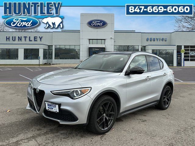 2019 Alfa Romeo Stelvio Sport