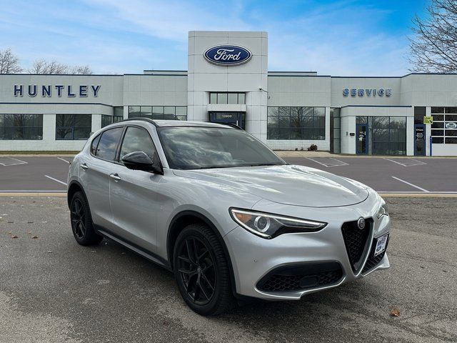 2019 Alfa Romeo Stelvio Sport