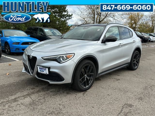 2019 Alfa Romeo Stelvio Sport