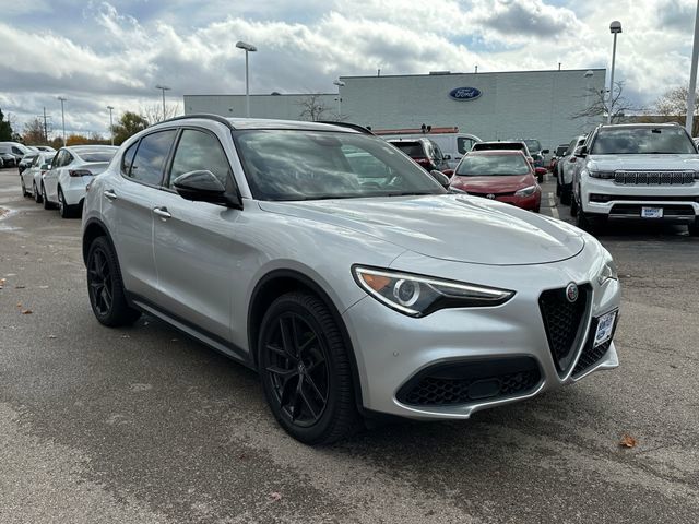 2019 Alfa Romeo Stelvio Sport