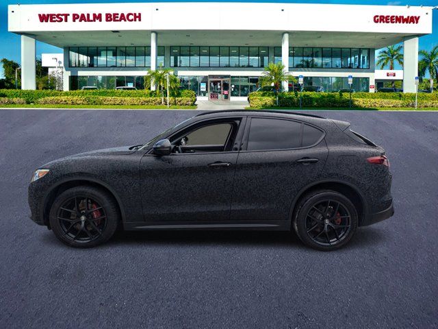 2019 Alfa Romeo Stelvio Sport