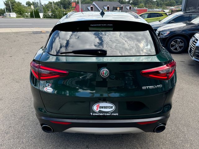 2019 Alfa Romeo Stelvio Sport