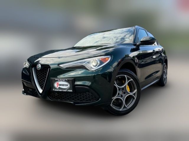 2019 Alfa Romeo Stelvio Sport