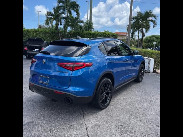 2019 Alfa Romeo Stelvio Base