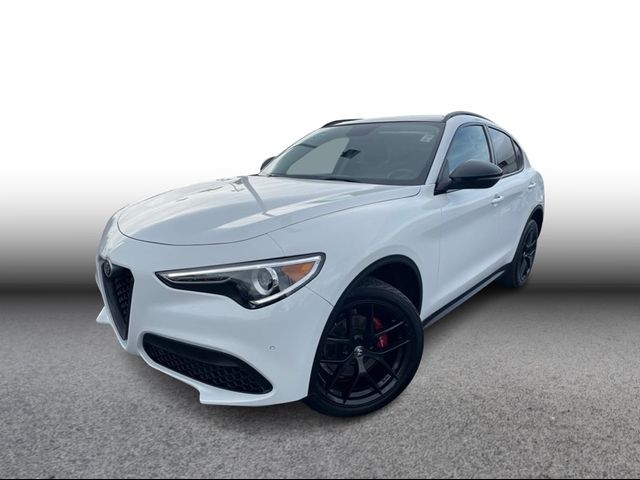 2019 Alfa Romeo Stelvio Base