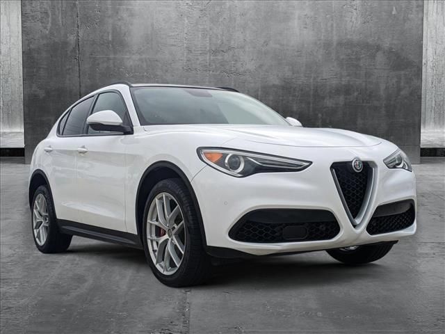 2019 Alfa Romeo Stelvio Ti Sport