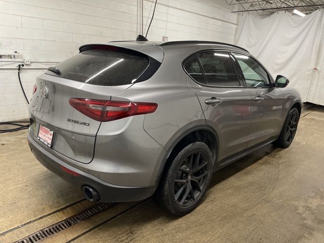 2019 Alfa Romeo Stelvio Ti