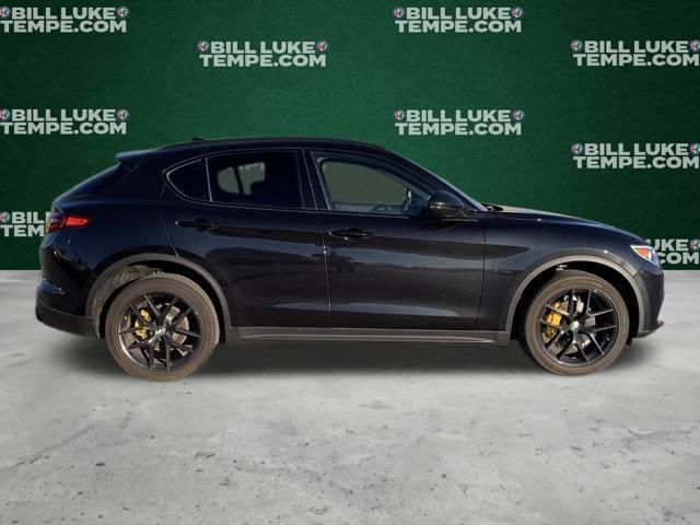 2019 Alfa Romeo Stelvio Ti Sport