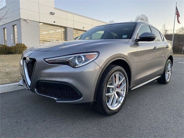 2019 Alfa Romeo Stelvio Ti