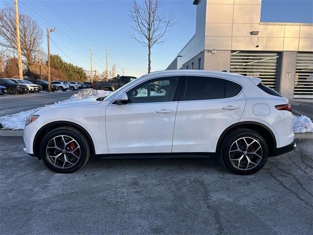 2019 Alfa Romeo Stelvio Ti