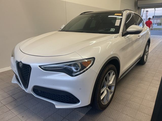 2019 Alfa Romeo Stelvio Ti Sport