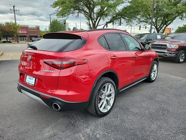 2019 Alfa Romeo Stelvio Ti Sport