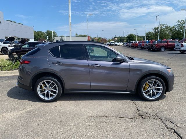 2019 Alfa Romeo Stelvio Ti Sport