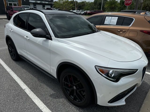 2019 Alfa Romeo Stelvio Ti Sport