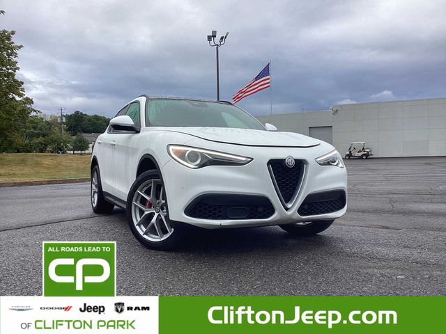 2019 Alfa Romeo Stelvio Ti Sport