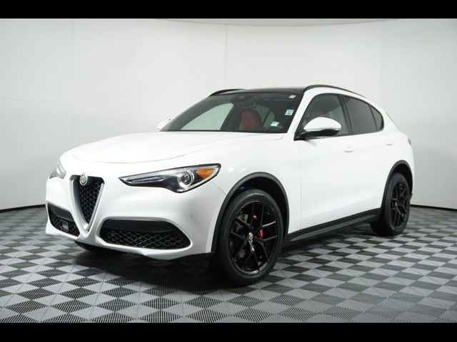 2019 Alfa Romeo Stelvio Ti Sport