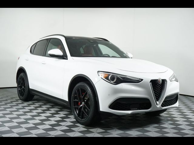 2019 Alfa Romeo Stelvio Ti Sport