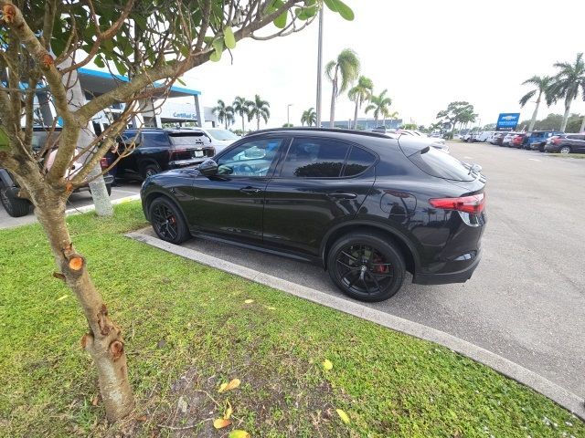 2019 Alfa Romeo Stelvio Ti Sport