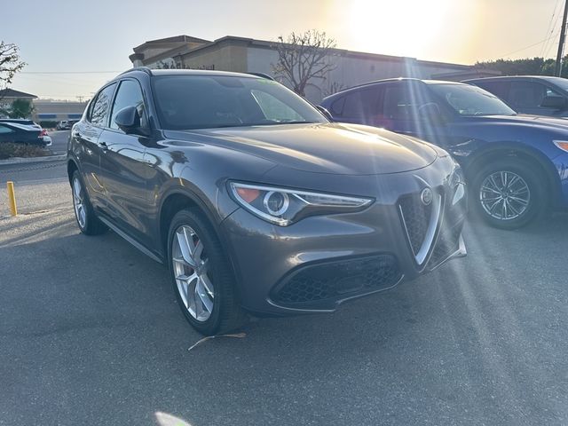 2019 Alfa Romeo Stelvio Ti Sport