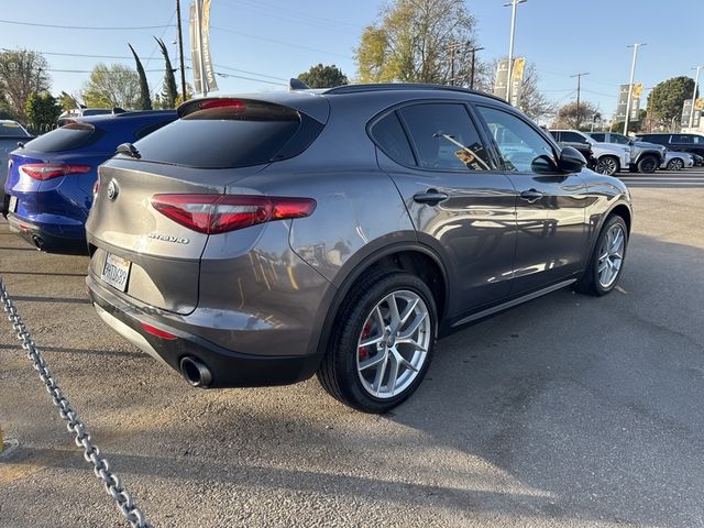 2019 Alfa Romeo Stelvio Ti Sport