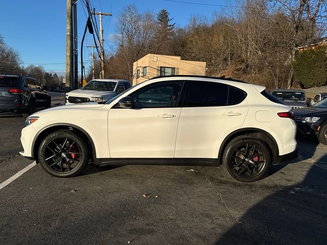 2019 Alfa Romeo Stelvio Ti Sport