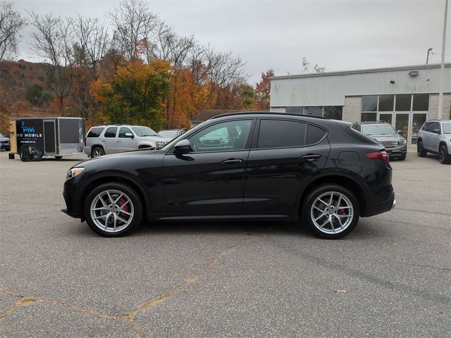 2019 Alfa Romeo Stelvio Ti Sport