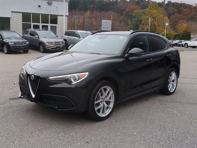 2019 Alfa Romeo Stelvio Ti Sport