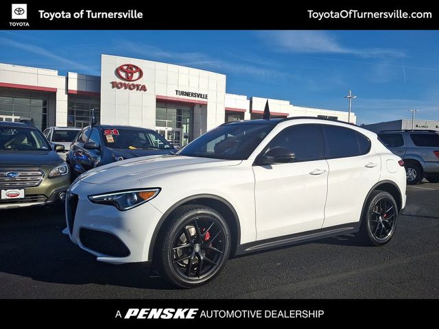 2019 Alfa Romeo Stelvio Ti Sport