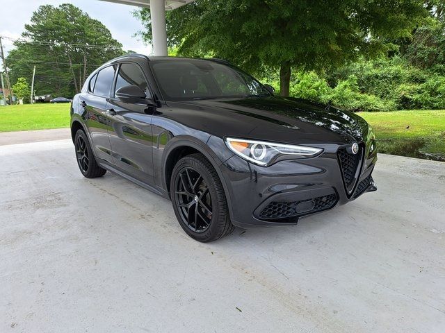 2019 Alfa Romeo Stelvio Ti Sport