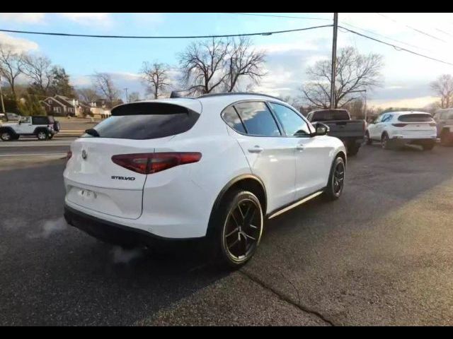 2019 Alfa Romeo Stelvio Ti Sport