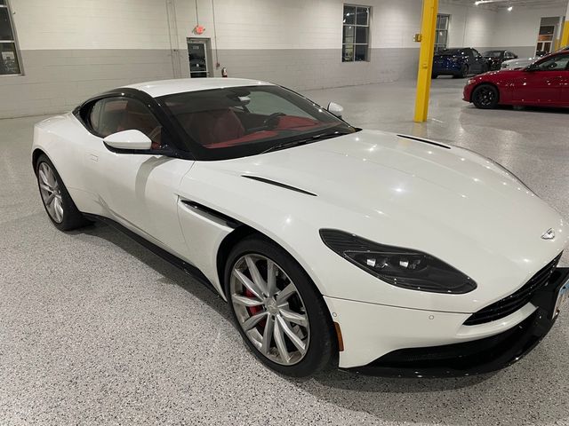 2019 Aston Martin DB11 V8