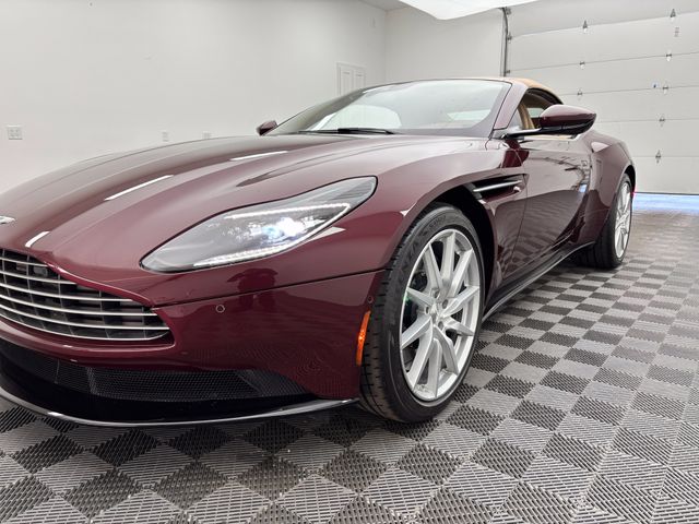 2019 Aston Martin DB11 Base