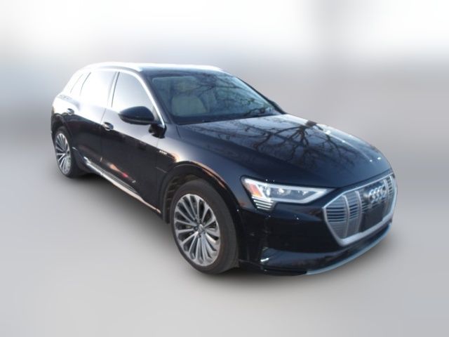 2019 Audi e-tron Prestige