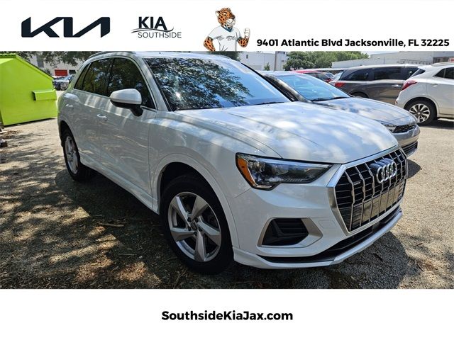 2019 Audi Q3 Premium