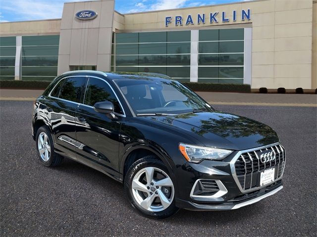 2019 Audi Q3 Premium